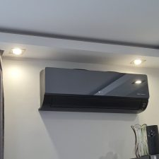 IMG-a6851ab3d9a858a88659e81d8d44da25-V